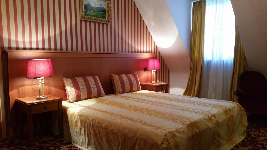 Landhaus Rebstock Вормс Номер фото